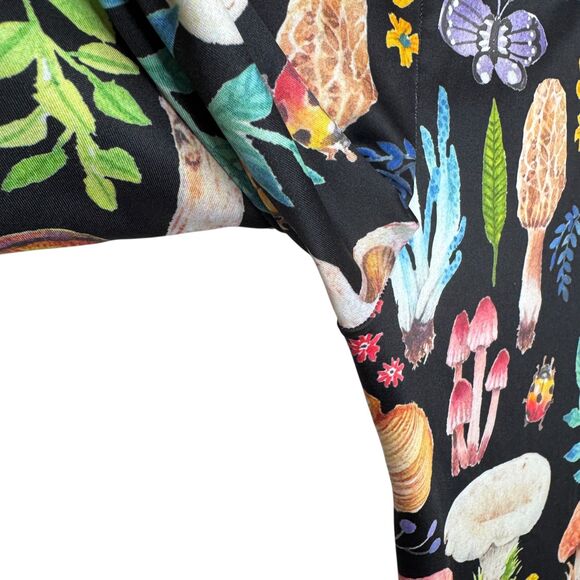 Society 6 Black with large print colorful mushroom Leggings Size XL - Picture 10 of 14